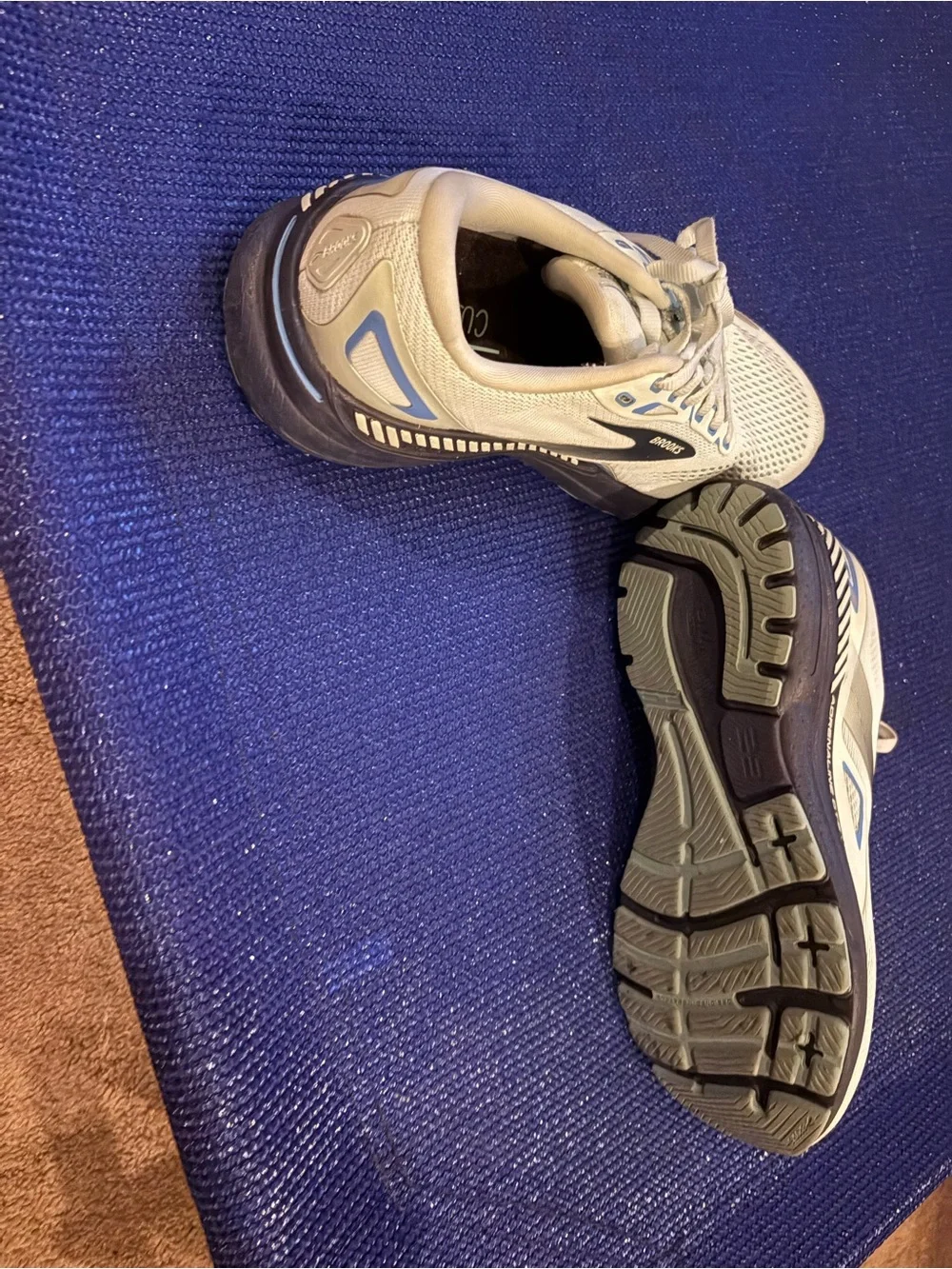 Brooks women’s running